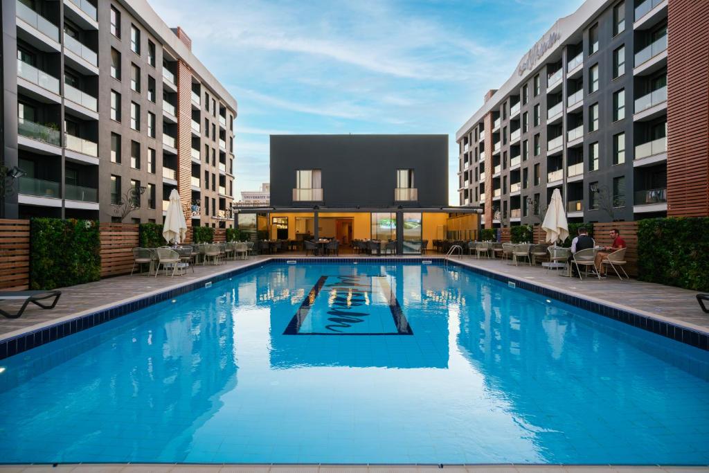 هتل کَدِم این قبرس شمالی - Caddem Inn Hotel