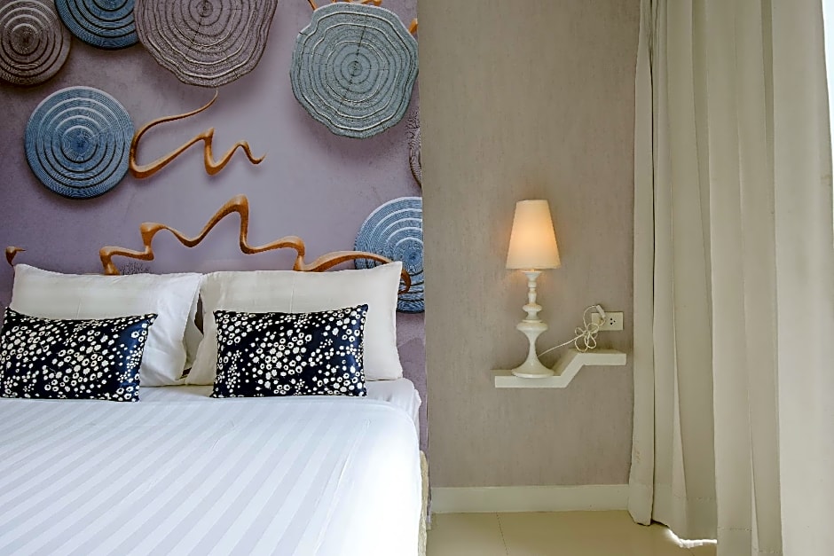 هتل سینو مایسون پوکت ( SINO MAISON HOTEL PHUKET )