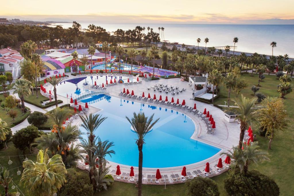 هتل آیسی سانتای فمیلی ریزورت بلک ( IC SANTAI FAMILY RESORT BELEK )