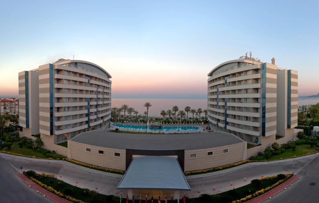 هتل پورتو بلو آنتالیا ( PORTO BELLO HOTEL ANTALYA )