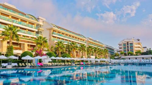 هتل کریستال واترولد ریزورت اند اسپا - Crystal Waterworld Resort & Spa