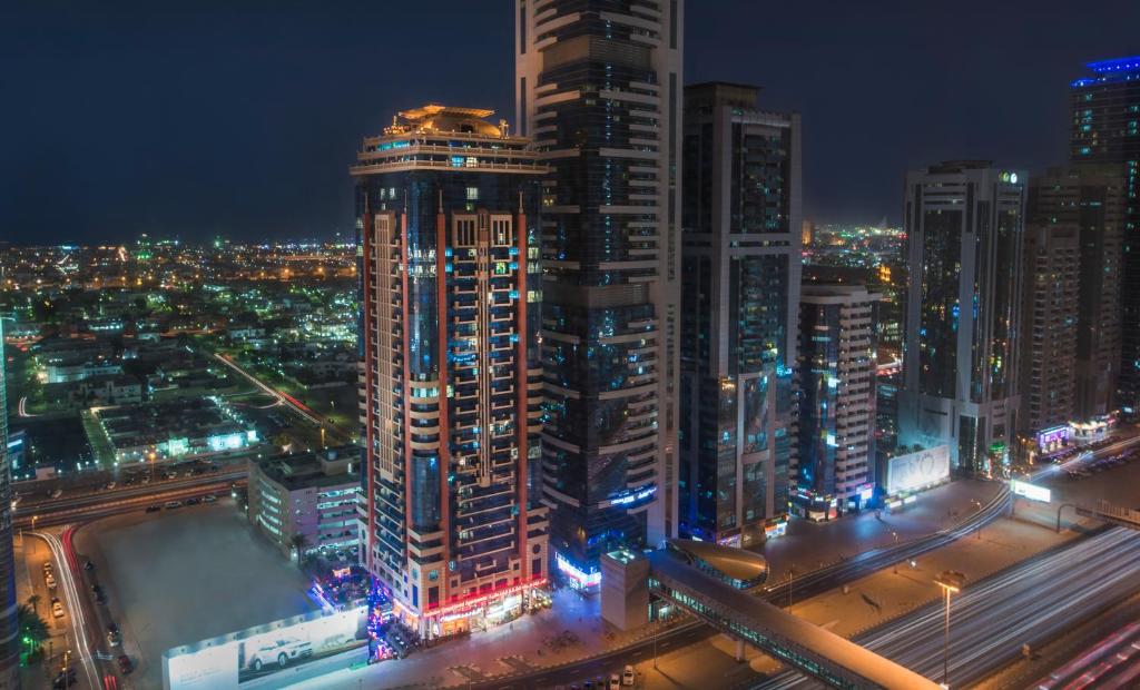 هتل ساندی مگا دبی (امارات گرند) - Sunday Mega Hotel formerly Emirates Grand Hotel Dubai